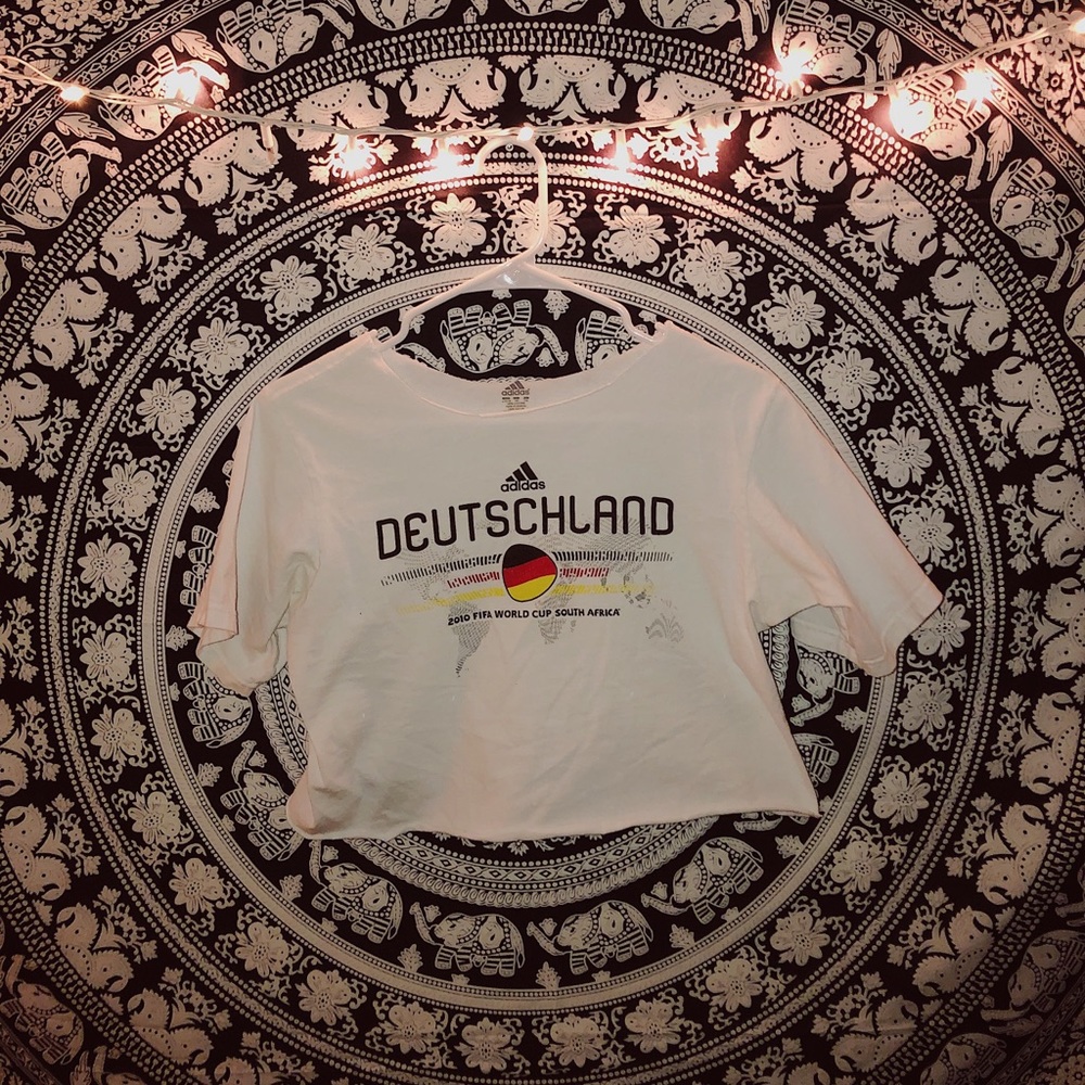 VINTAGE Adidas White World Cup Crop